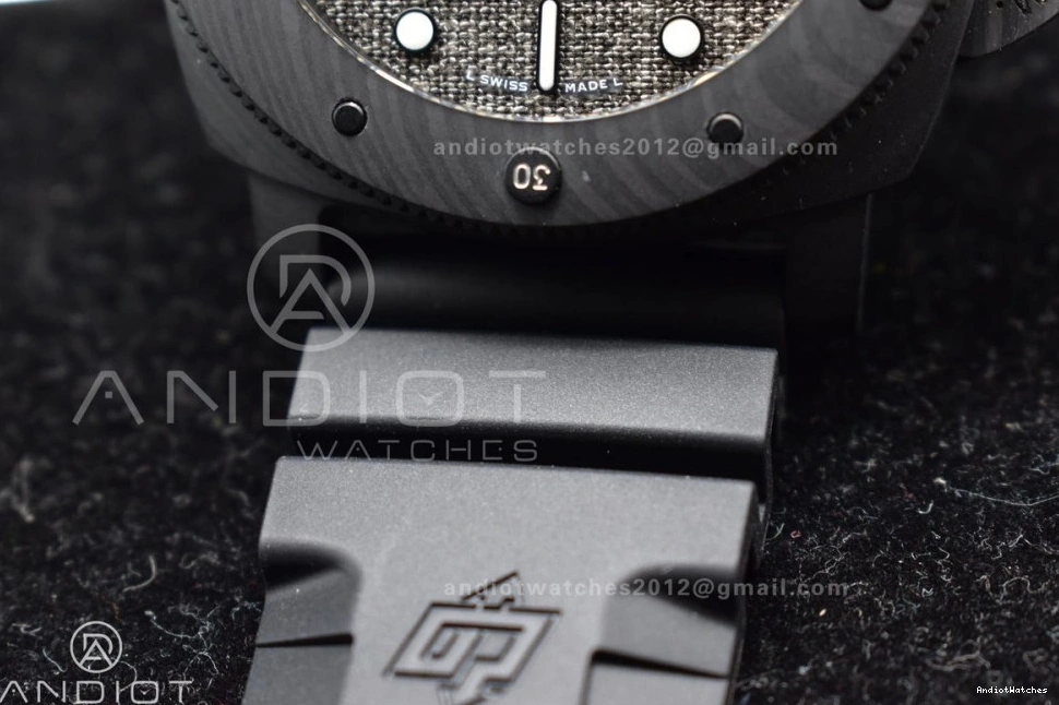 Submersible Rossa Luna Factory VS Elegant 47mm 1039 GMT PAM 1200 0115